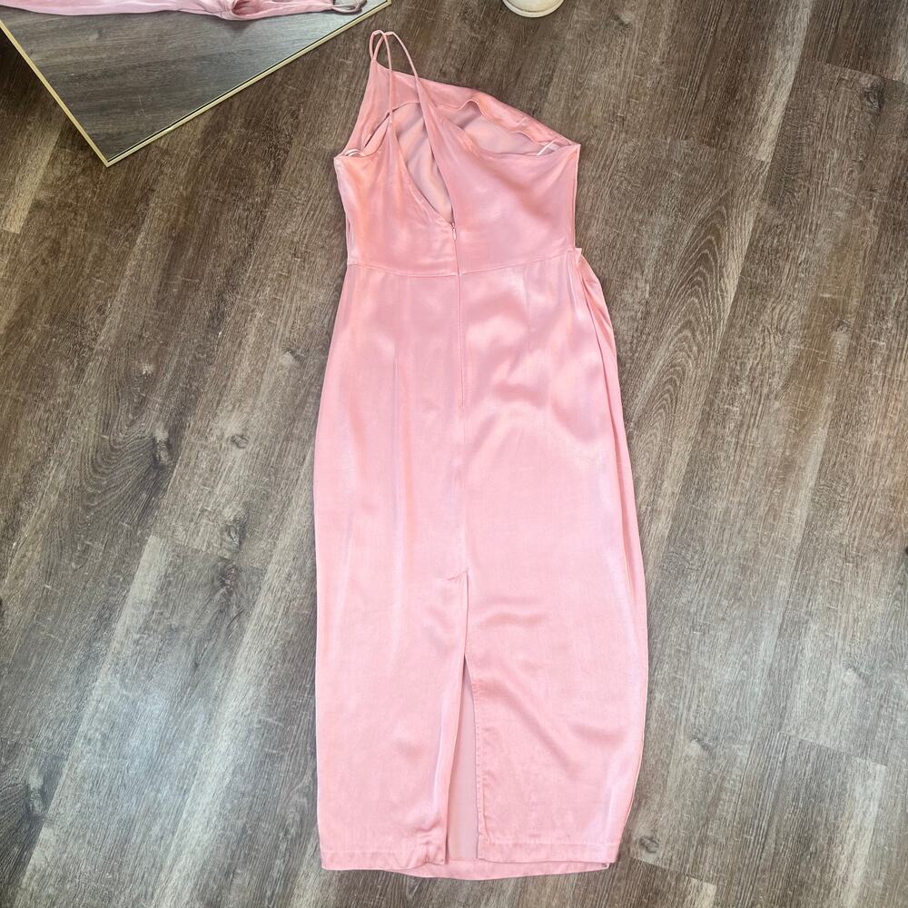 Petal and pup Tienna dress Pink Romantic Bridesmaid Midi Slit Pretty Satin - Picture 2 of 7